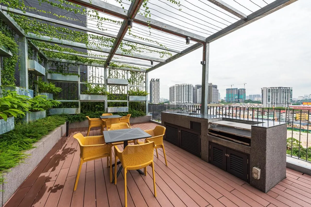 Millerz Square 3R2B 8Pax Family Free 2 Parking Apartment Kuala Lumpur Malaysia