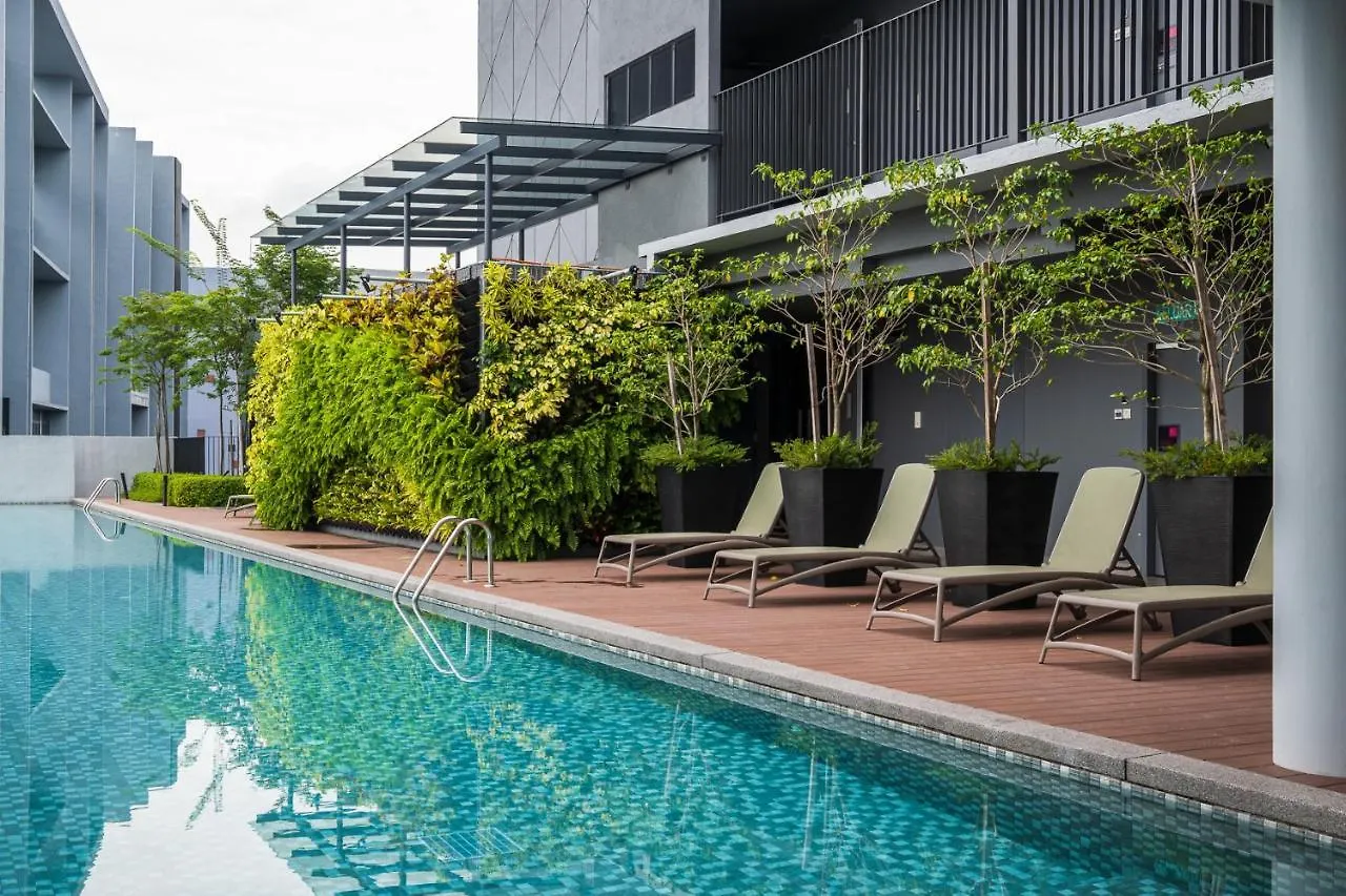 Millerz Square 3R2B 8Pax Family Free 2 Parking Apartment Kuala Lumpur