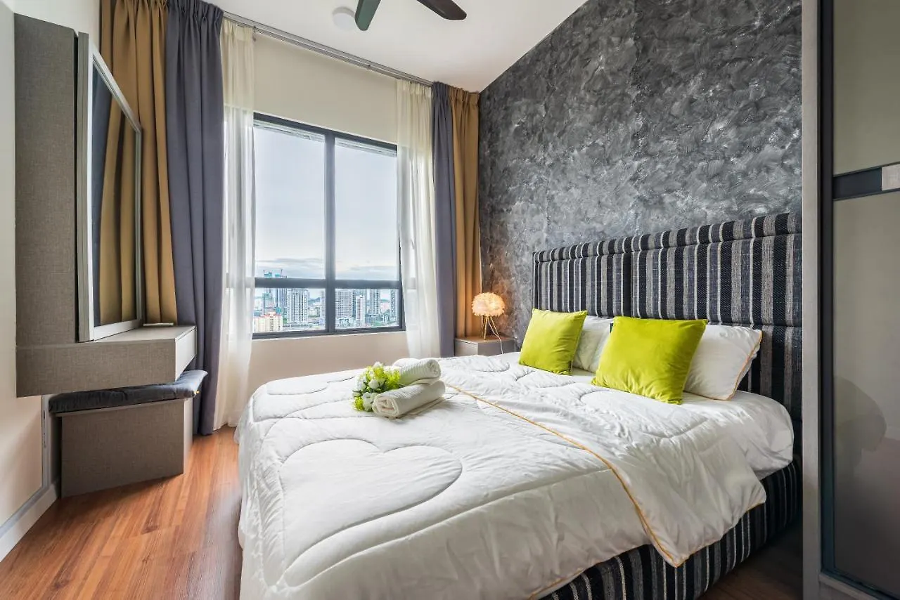 Millerz Square 3R2B 8Pax Family Free 2 Parking Apartment Kuala Lumpur Malaysia